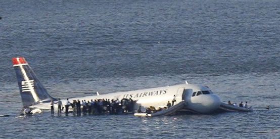 Dez casos incríveis de sobreviventes únicos em acidentes aéreos