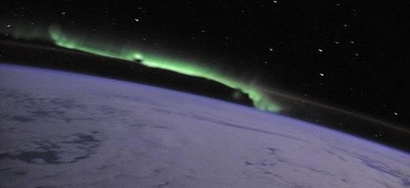 Espectaculares fotos de auroras boreais vistas do espaço